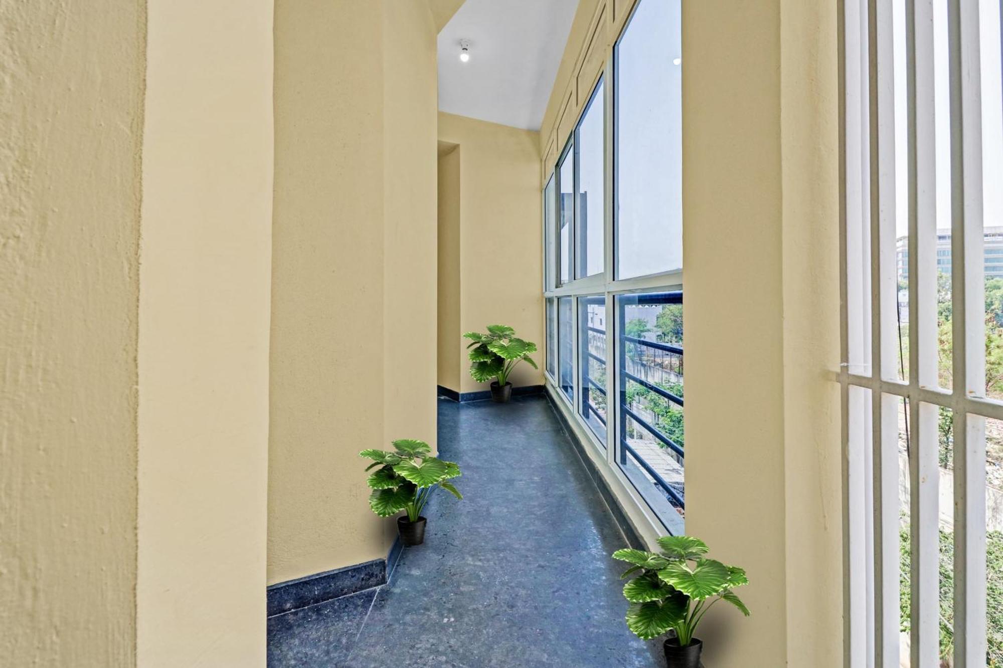 Hotel O Mn Residency Near Ragigudda Sri Prasanna Anjaneyaswamy Temple Bangalore Eksteriør bilde